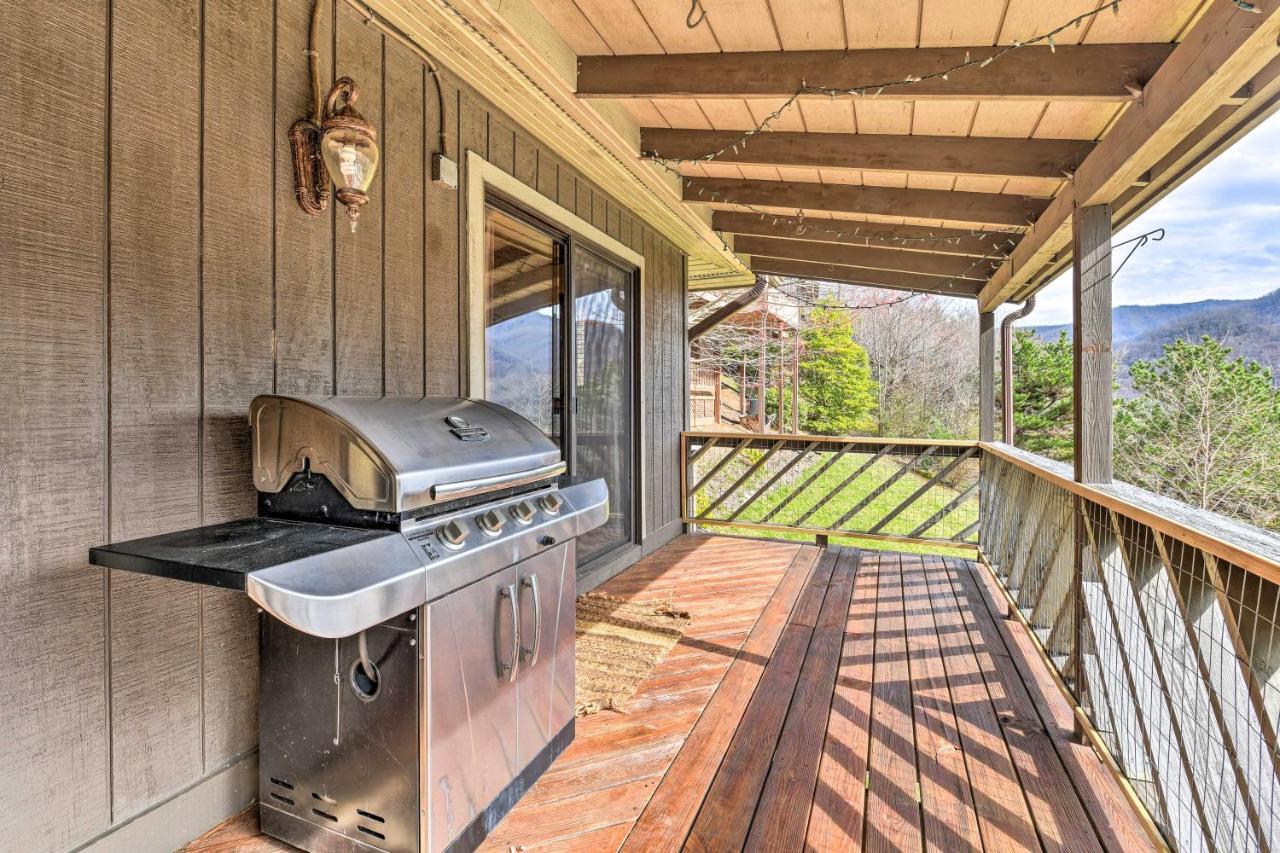 Best Location - Maggie Valley Cabin With Hot Tub! Exteriör bild